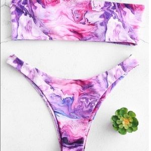 Cute abstract bikini💜💗